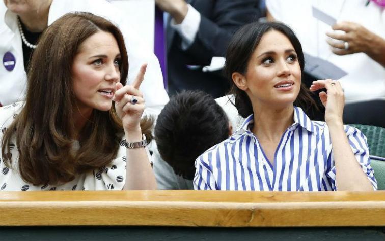 ¿Por qué Meghan Markle y Kate Middleton evitan vestirse de naranjo?