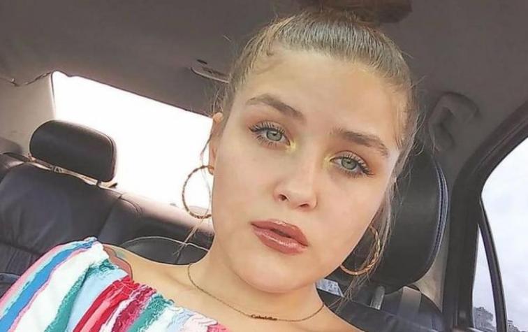 Expulsan a una joven de un centro comercial por llevar unos pantalones "demasiado cortos"