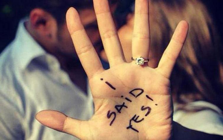 Guía del anillo de compromiso: los materiales, los modelos clásicos y de moda