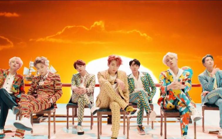 BTS arrasa con nuevo álbum y acompañados por Nicki Minaj