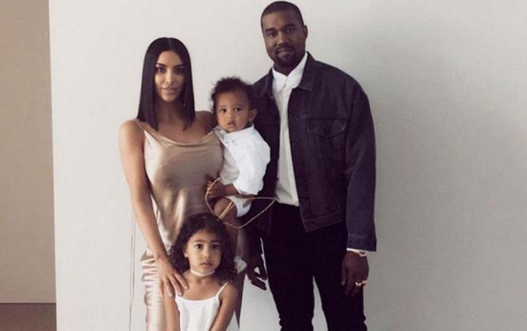 La tierna foto paternal de Kanye West y sus hijos para Harper's Bazaar