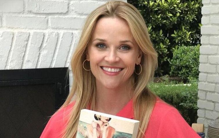 Reese Witherspoon presenta a su madre y parecido lo explica todo