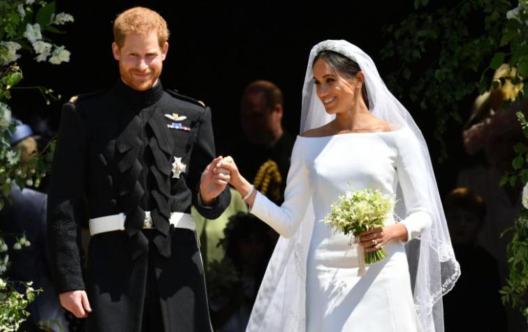 Video muestra la reacción de Meghan Markle al ver su vestido de novia por primera vez