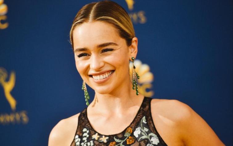 Emilia Clarke se tatuó a los dragones de “Game Of Thrones”