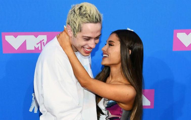 Novio de Ariana Grande revela que fue amenazado de muerte