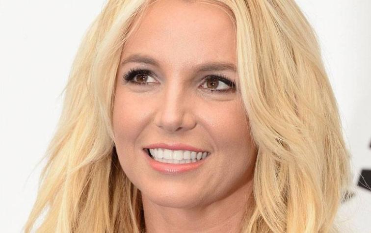 Britney Spears lleva el uso del bikini a otro nivel