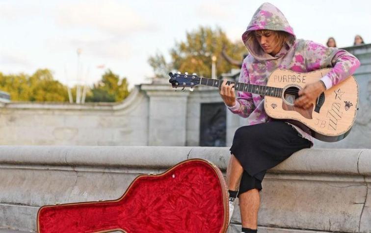 Justin Bieber sorprendió a Hailey Baldwin con serenata en plena calle