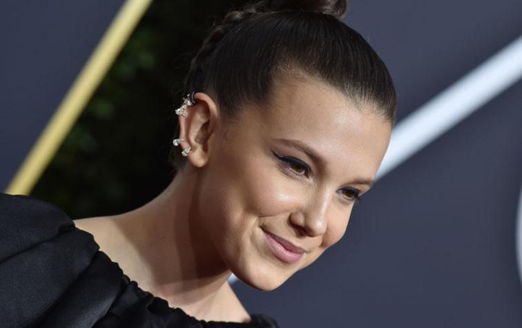 Millie Bobby Brown impacta a todos cantando una canción de Ariana Grande