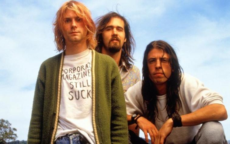 Epic fail: libro de historia describe a integrantes de Nirvana como "jóvenes mexicanos"