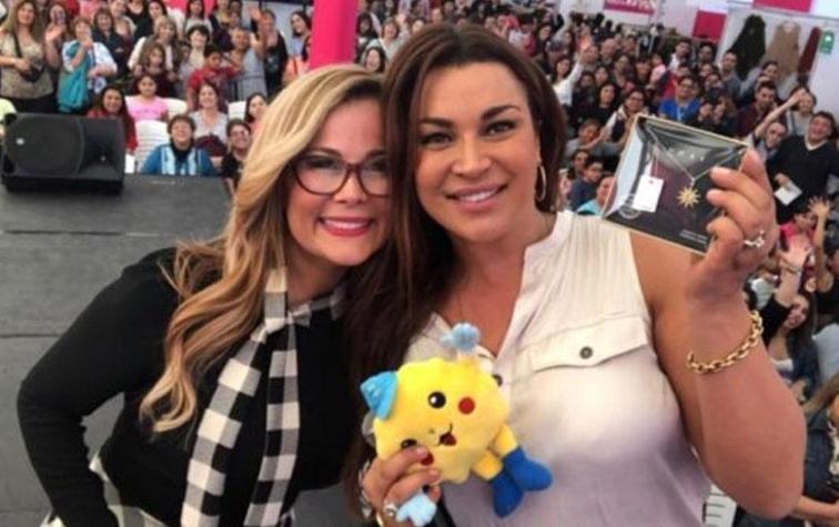 Cathy Barriga es criticada por millonario gasto en collares con cristales