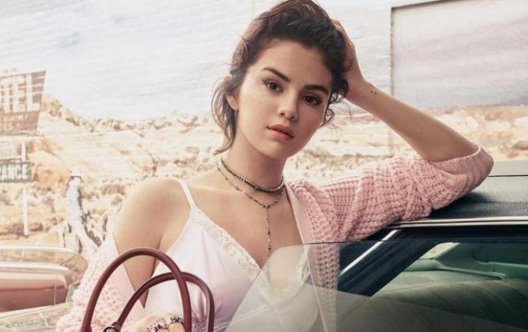 Las costosas calcetas que Selena Gomez lució frente a los paparazzis