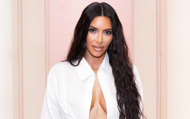 Las duras críticas a Kim Kardashian por maquillar a su hija