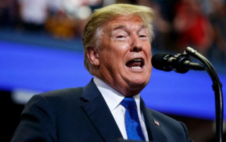 Donald Trump trató mal a periodista durante una rueda de prensa