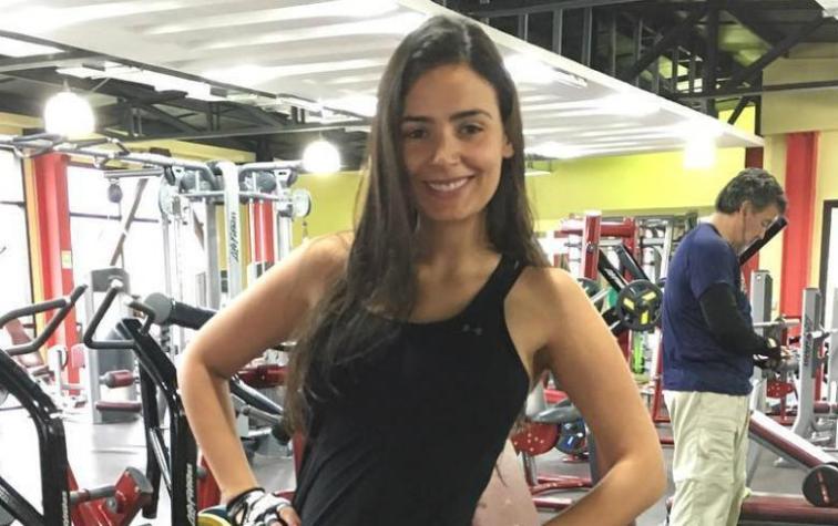 Dominique Gallego recibe halagos por foto en bikini donde luce sus estrías