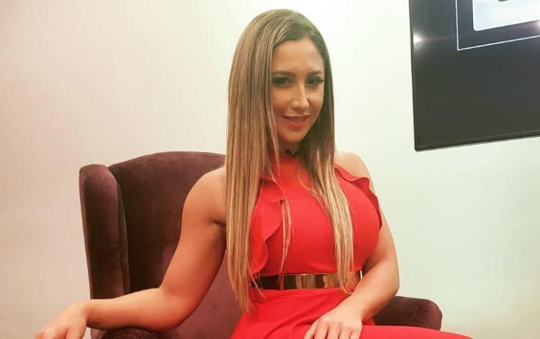 Nicole Moreno impacta con su abdomen acero 