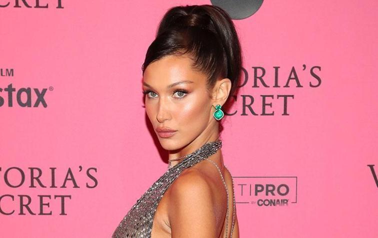 Bella Hadid se lució con transparencia y escote en la fiesta de Victoria´s Secret