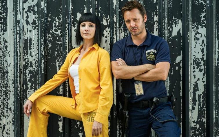 Benjamín Vicuña pasó su cumpleaños número 40 en estreno de Vis a Vis 