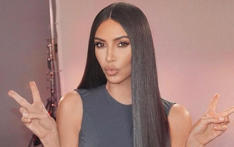 Kim Kardashian viste a su hija con el estampado del momento