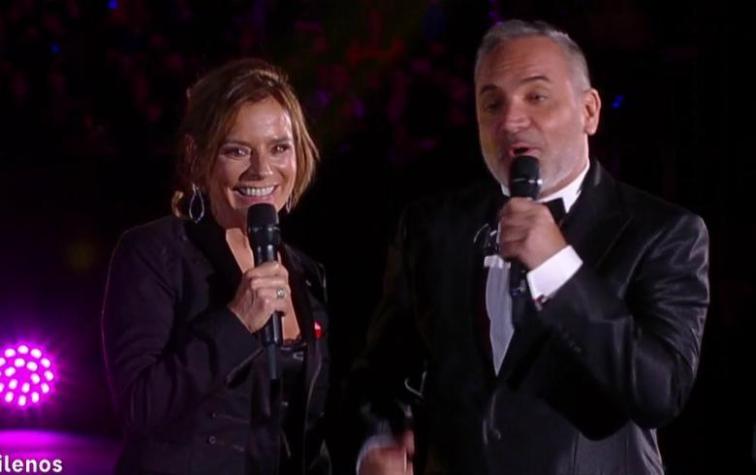 El beso de Luis Jara y Kathy Salosny en el cierre de la Teletón