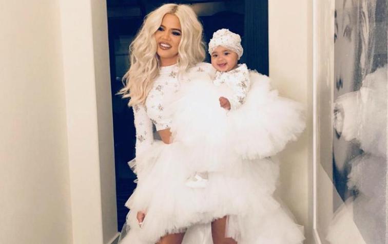 Las extravagantes bucaneras navideñas de Khloé Kardashian  