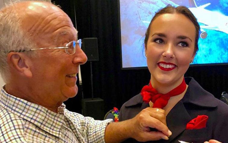 Amor de padre: hombre compra seis boletos de avión diferentes para pasar la Navidad con su hija azafata