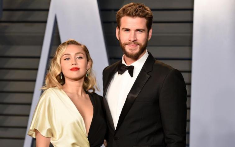 El sencillo pero lujoso vestido con el que se casó Miley Cyrus