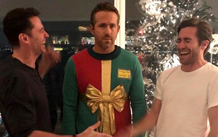 La divertida broma navideña de Hugh Jackman y Jake Gyllenhaal contra Ryan Reynolds