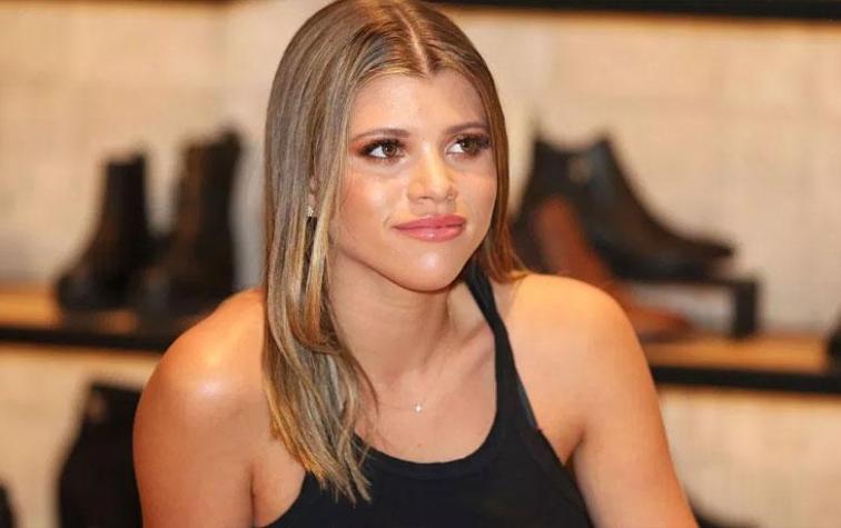 Sofia Richie luce el pantalón ideal para estilizar la figura