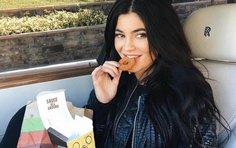 La exorbitante suma de dinero que Kylie Jenner gasta en comida a domicilio