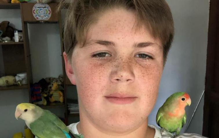 Niño dueño de "Chimuelo" se convierte en Youtuber