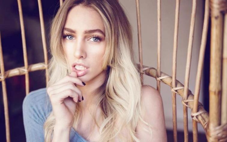 Modelo quiso demostrar su flexibilidad en una sesión de fotos y terminó muy mal