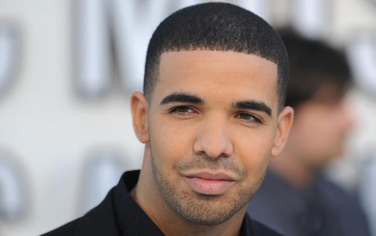 Aclaran millonaria propina de Drake en conocido local de comida rápida