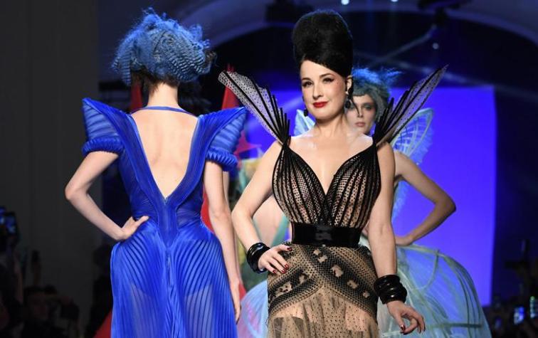 La extravagante colección de Jean-Paul Gaultier en París