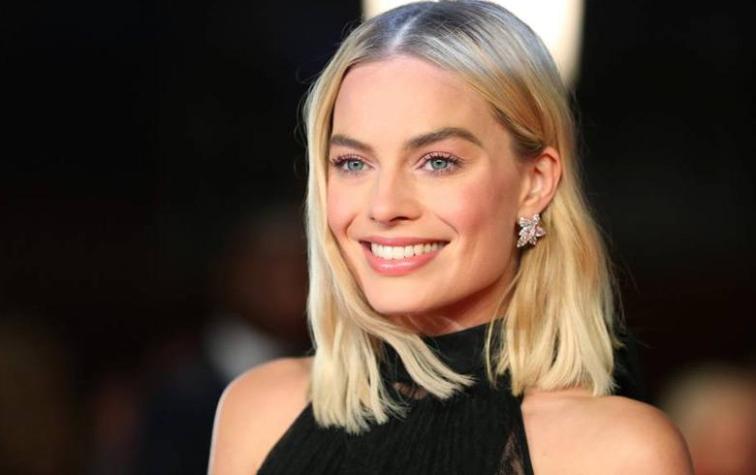 Margot Robbie será Barbie en versión live-action de la cinta