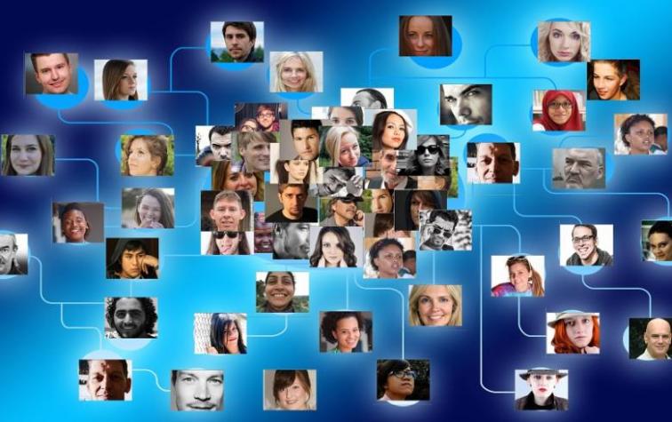 ¿Es el famoso #10YearChallenge un truco para "entrenar" inteligencia artificial?