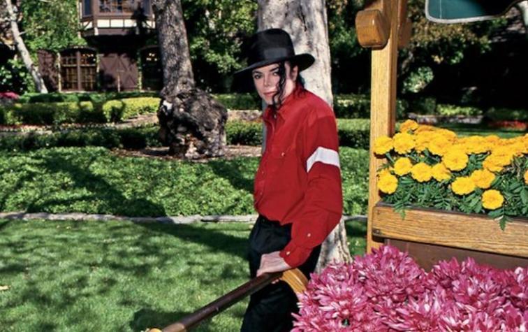 Ex empleada de Michael Jackson dice que la amenazaron de muerte si revelaba lo que pasaba en Neverland