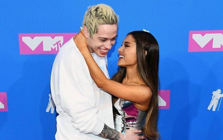 Ariana Grande reacciona a la nueva pareja de Pete Davidson