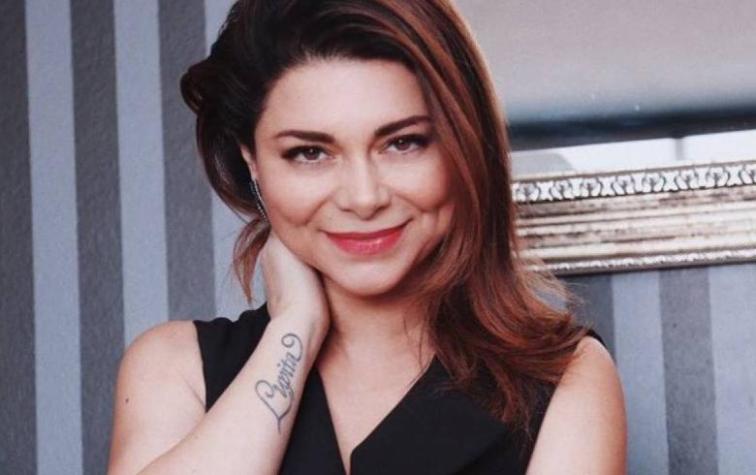 "Ya eres bastante madurita para esas fotos": critican a Antonella Ríos por posar en bikini