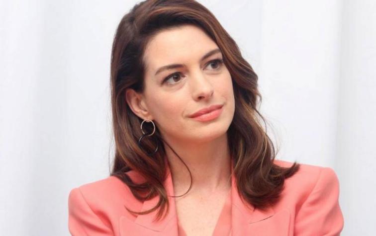 Anne Hathaway dejará de beber alcohol hasta que su hijo de tres cumpla los 18 años