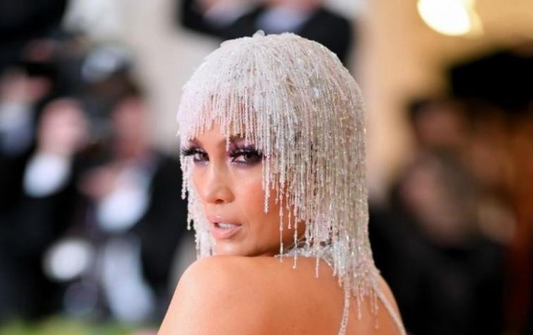 Sitio revela el Photoshop de las celebridades en la Met Gala