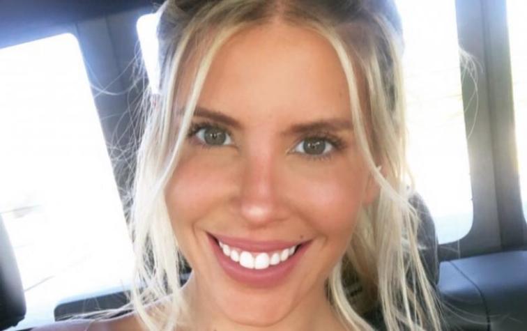 Cote López en polémica con marca por subir foto con papel higiénico a la vista