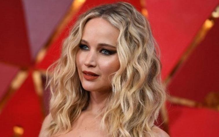 Jennifer Lawrence luce irreconocible con ropa casual