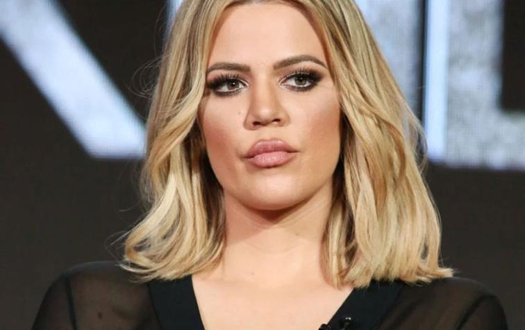 Captan a Khloé Kardashian con tremendos labios y se especula nuevo retoque