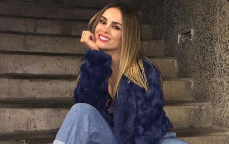 Maura Rivera publica inédita foto de cuando tenía 18 años
