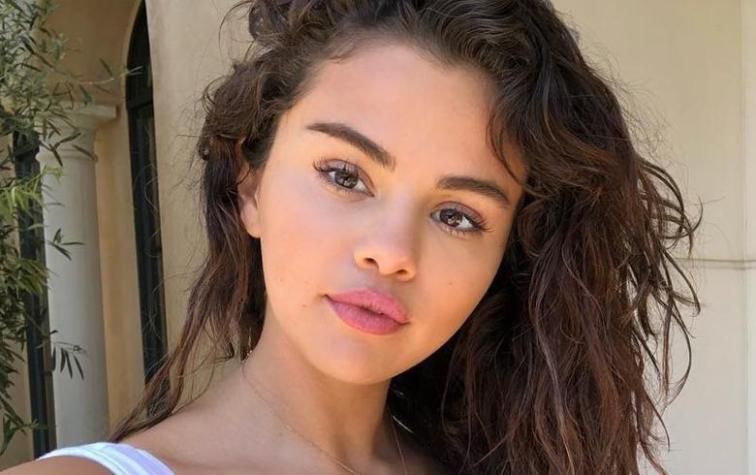 Selena Gomez se llena de elogios por fotografía al natural