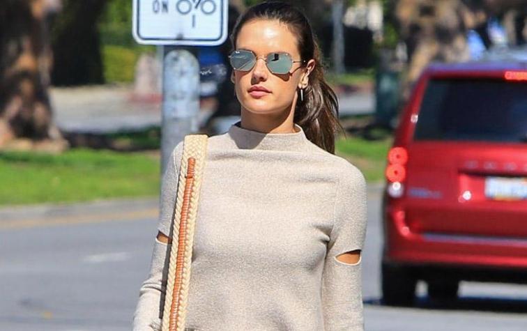 Alessandra Ambrosio, la amante de los "total looks"