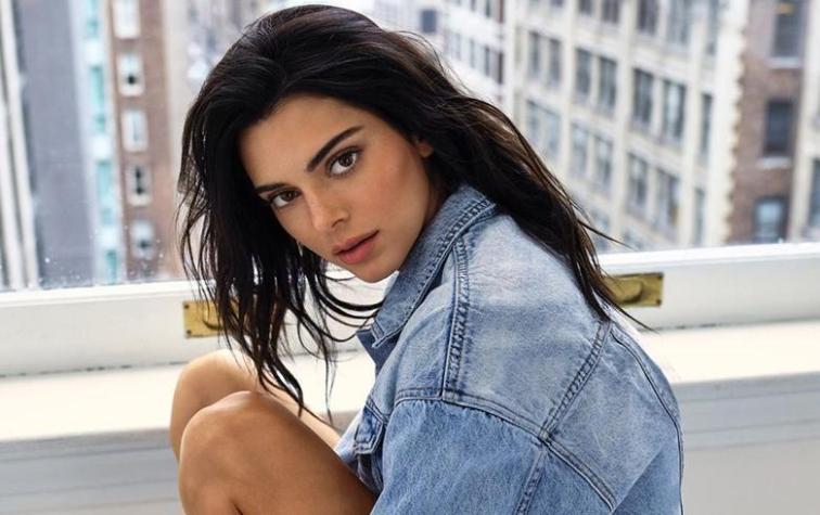 Acusan a Kendall Jenner de apropiación cultural por usar trenzas africanas 