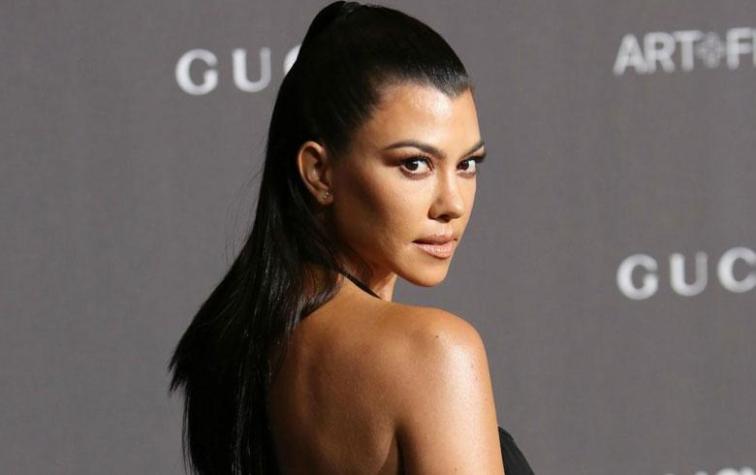 Kourtney Kardashian lleva el estampado del momento al bikini