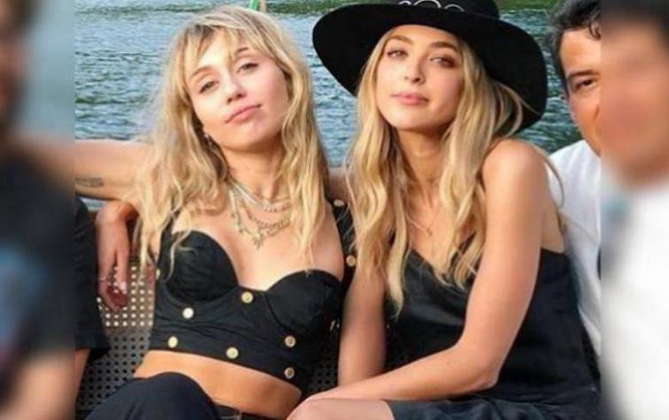 Miley Cyrus  y  Kaitlynn Carter pusieron fin a su relación