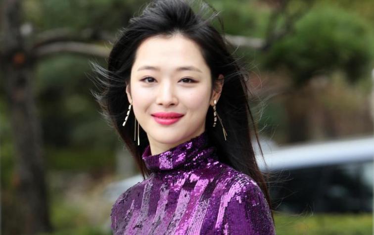 Conmoción por muerte de Sulli, estrella del K-Pop